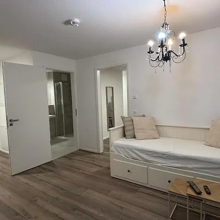 Apartment Beautiful 2 Bedroom With Terrace And Garden Hanau