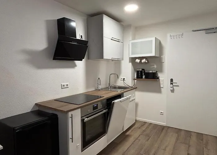 Appartement Beautiful 2 Bedroom With Terrace And Garden *