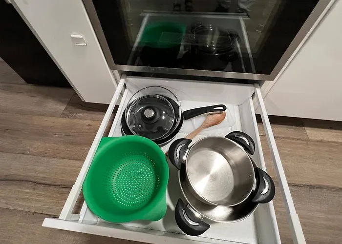 Beautiful 2 Bedroom With Terrace And Garden *